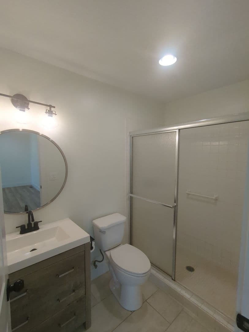 Chattanooga House: 8134 Holly Crest Dr