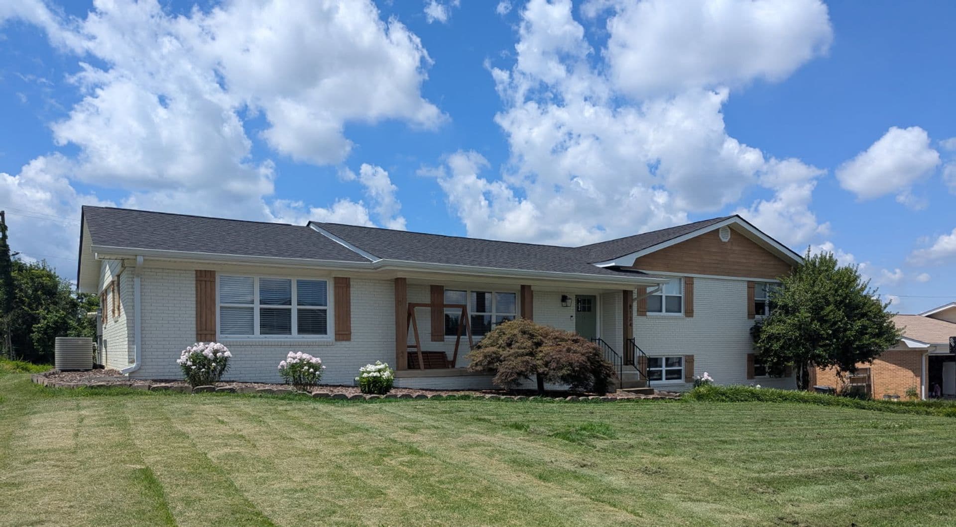 Chattanooga House: 8134 Holly Crest Dr