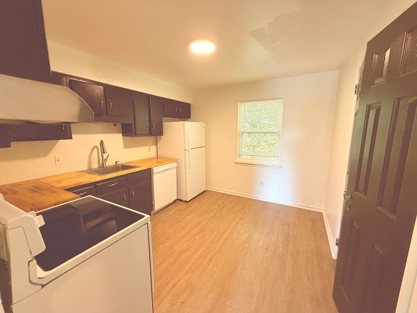 Ooltewah Apartment: 7437 Private Ln