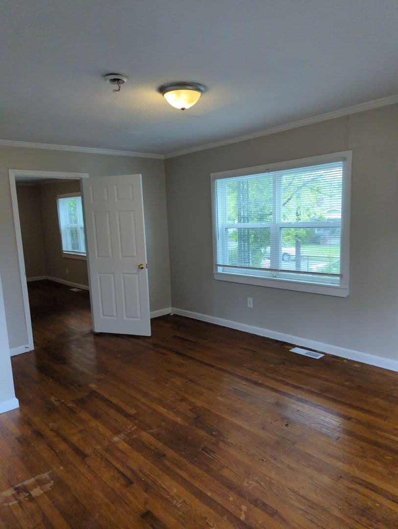 Chattanooga House: 2419 Vine St