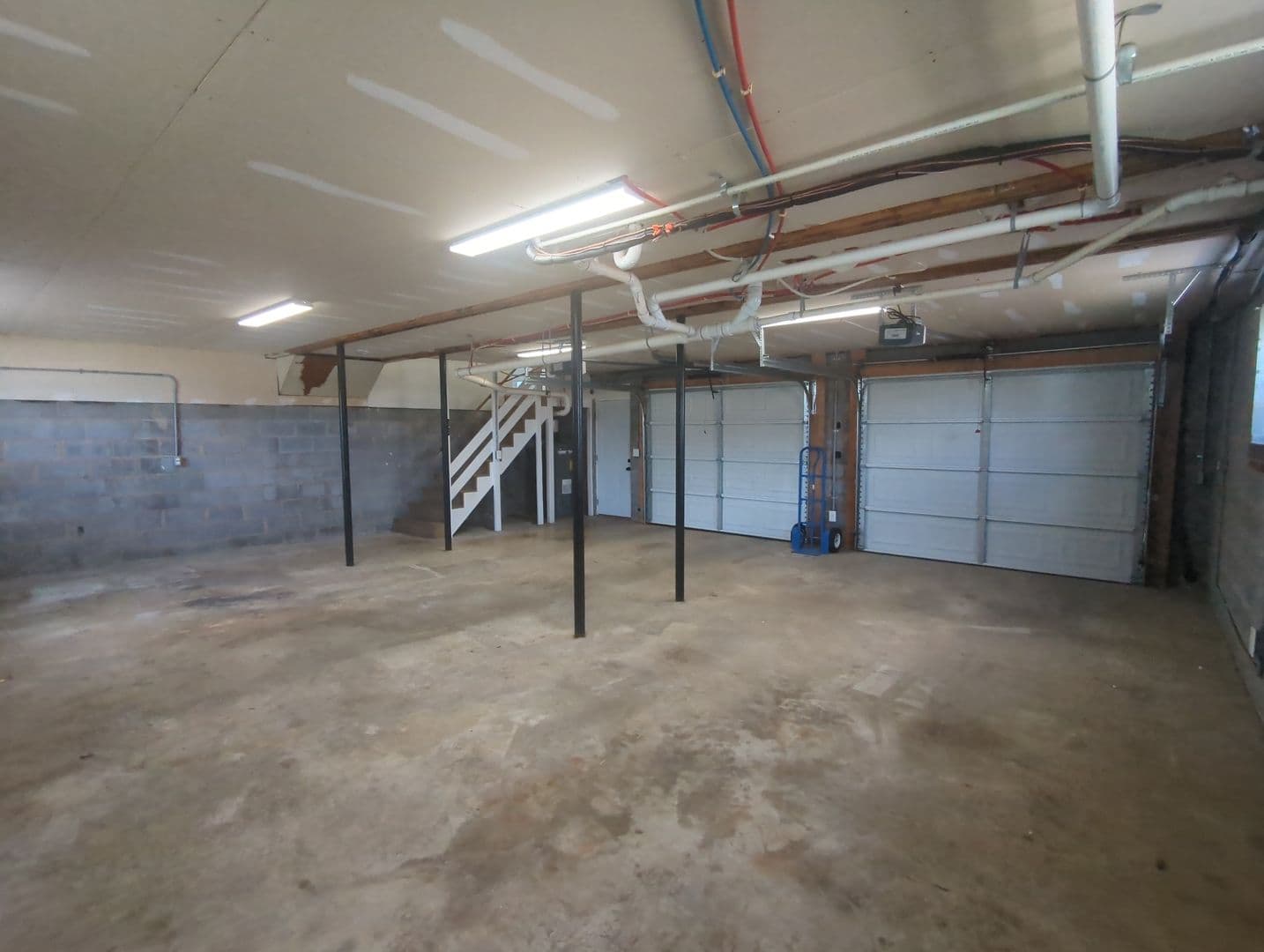 Chattanooga House: 8134 Holly Crest Dr