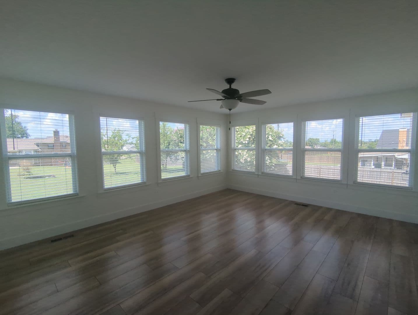Chattanooga House: 8134 Holly Crest Dr