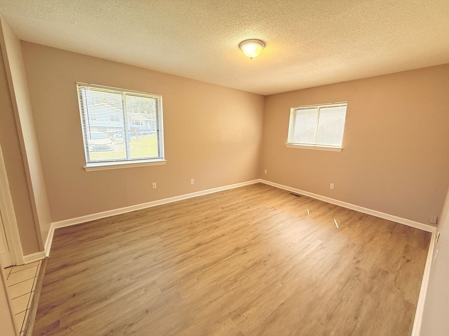 Hixson Apartment: 4751 Tessie Ln
