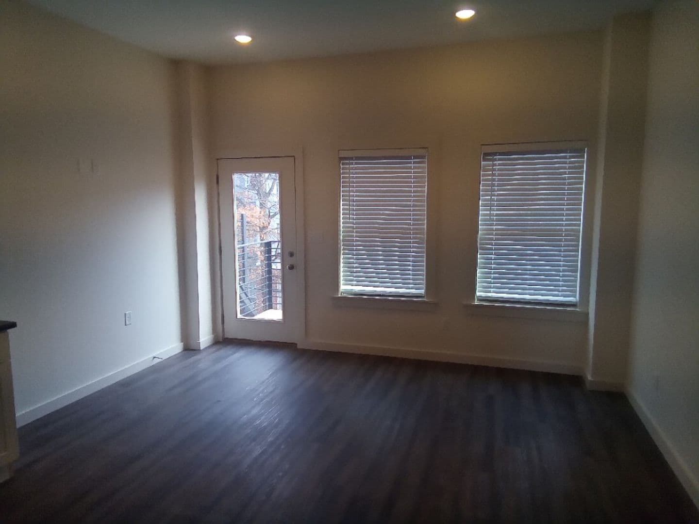 Chattanooga Apartment: 811 Douglas St