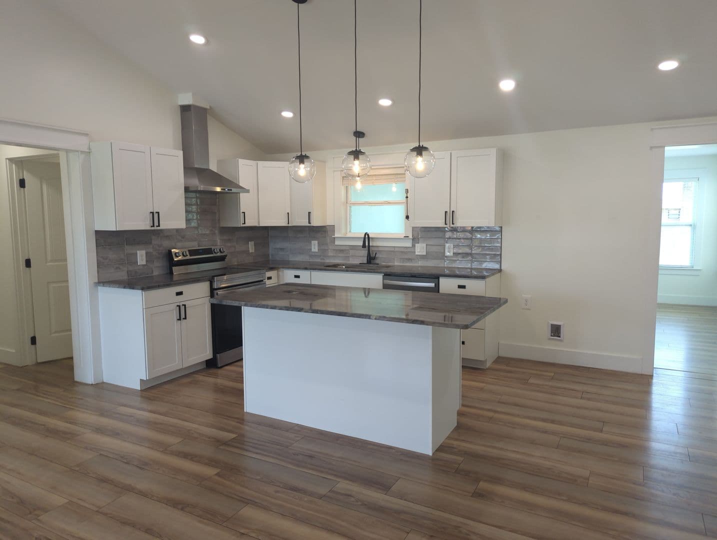 Chattanooga House: 8134 Holly Crest Dr