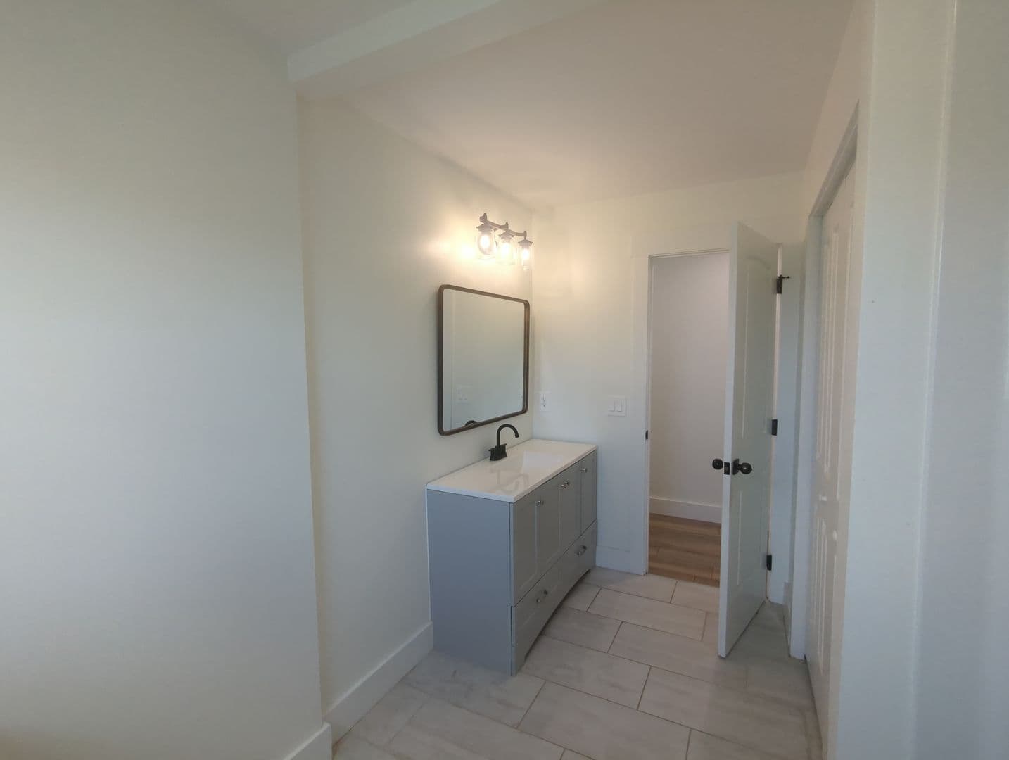 Chattanooga House: 8134 Holly Crest Dr