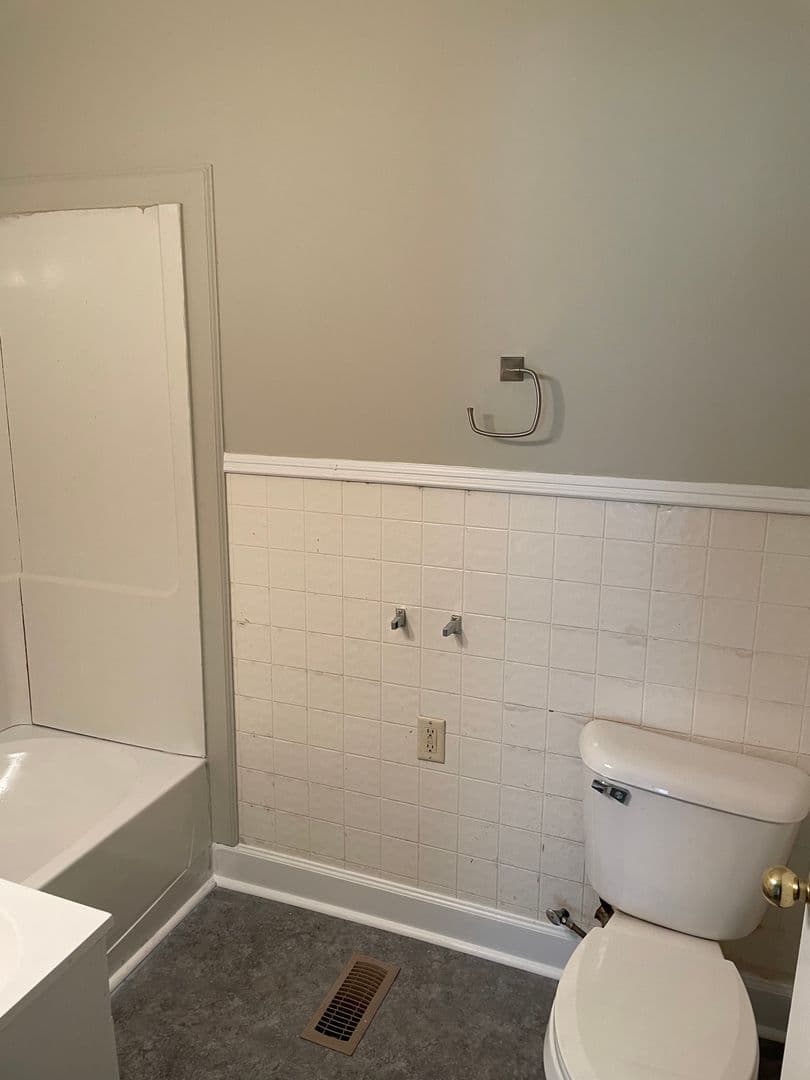 Chattanooga House: 3006 3rd Ave
