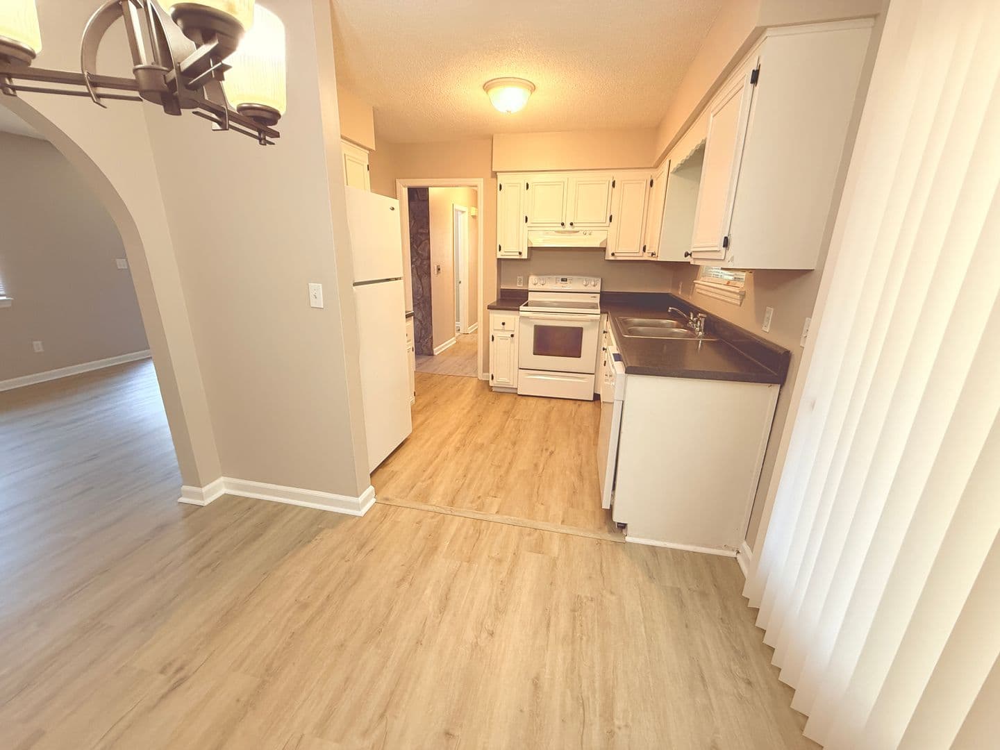 Hixson Apartment: 4751 Tessie Ln