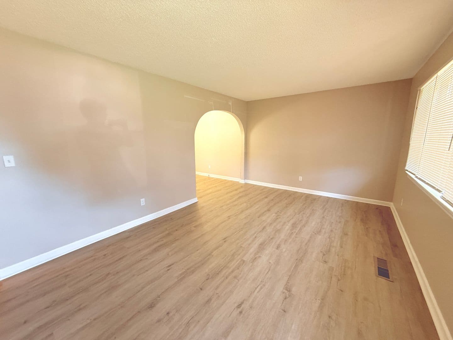 Hixson Apartment: 4751 Tessie Ln