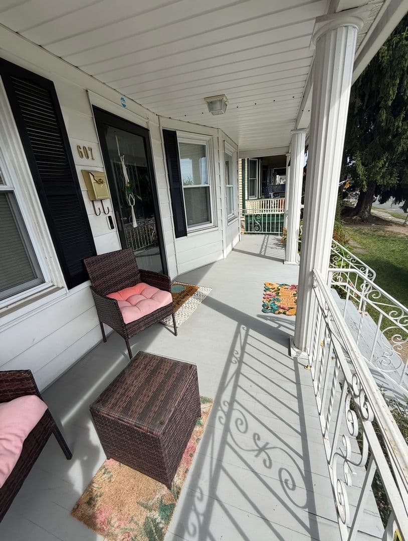 Scranton House: 607 N Sumner Ave