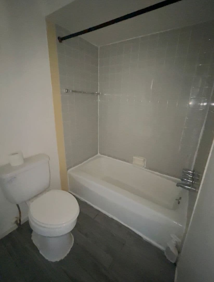 Scranton Apartment: 1607 Sanderson Ave