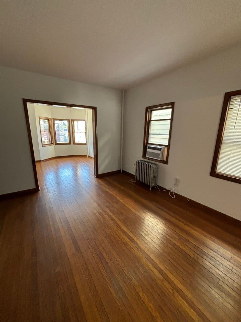 Scranton Apartment: 417-419 New York Street