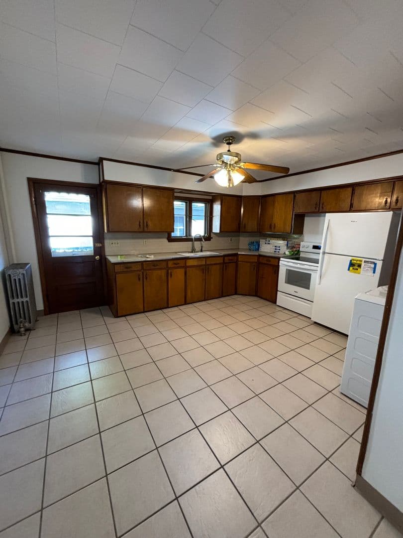 Scranton Apartment: 417-419 New York Street