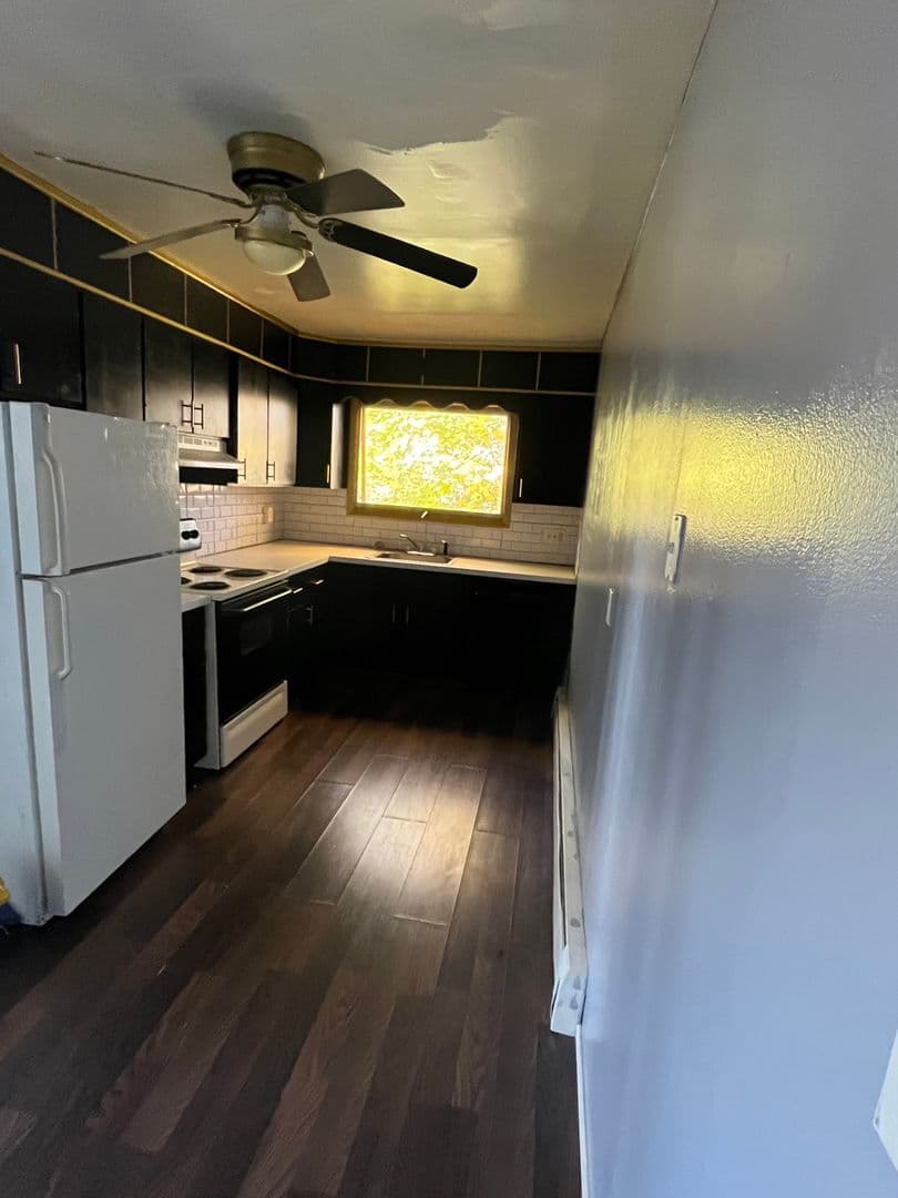 Scranton Apartment: 1607 Sanderson Ave