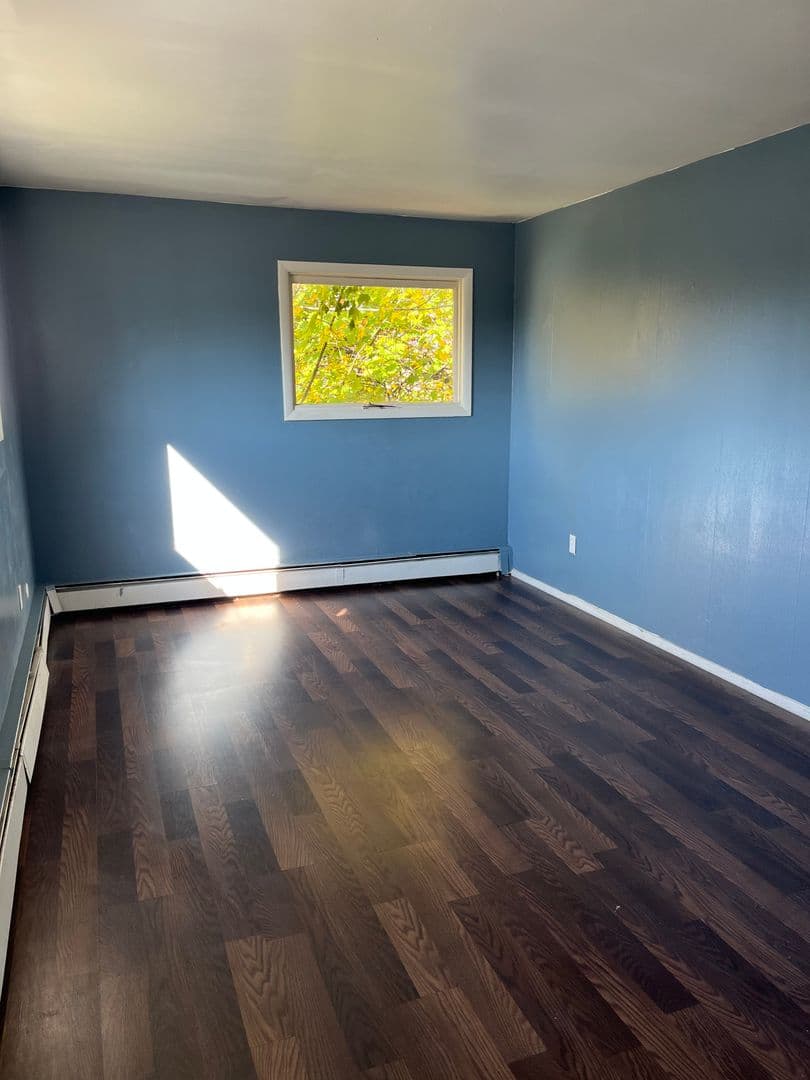 Scranton Apartment: 1607 Sanderson Ave