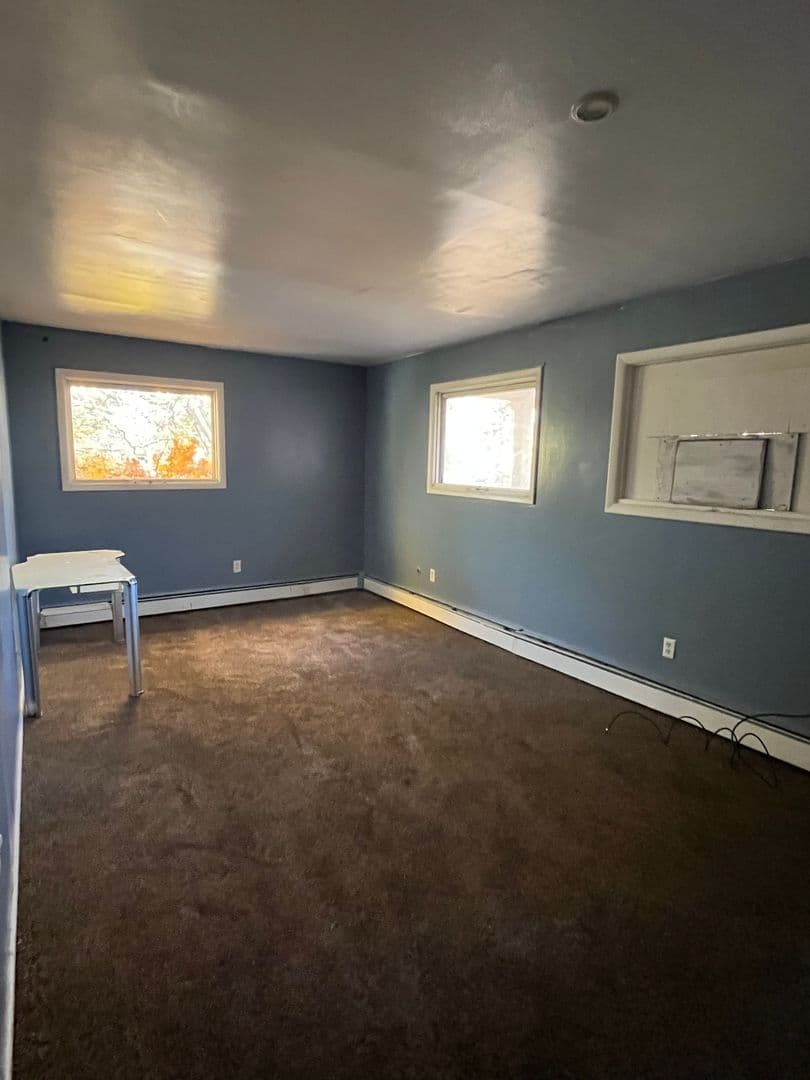 Scranton Apartment: 1607 Sanderson Ave