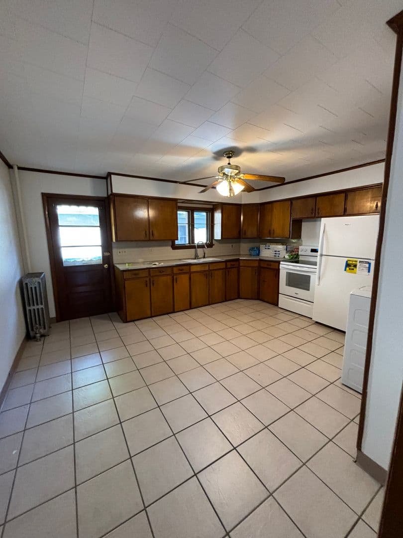 Scranton Apartment: 417-419 New York Street