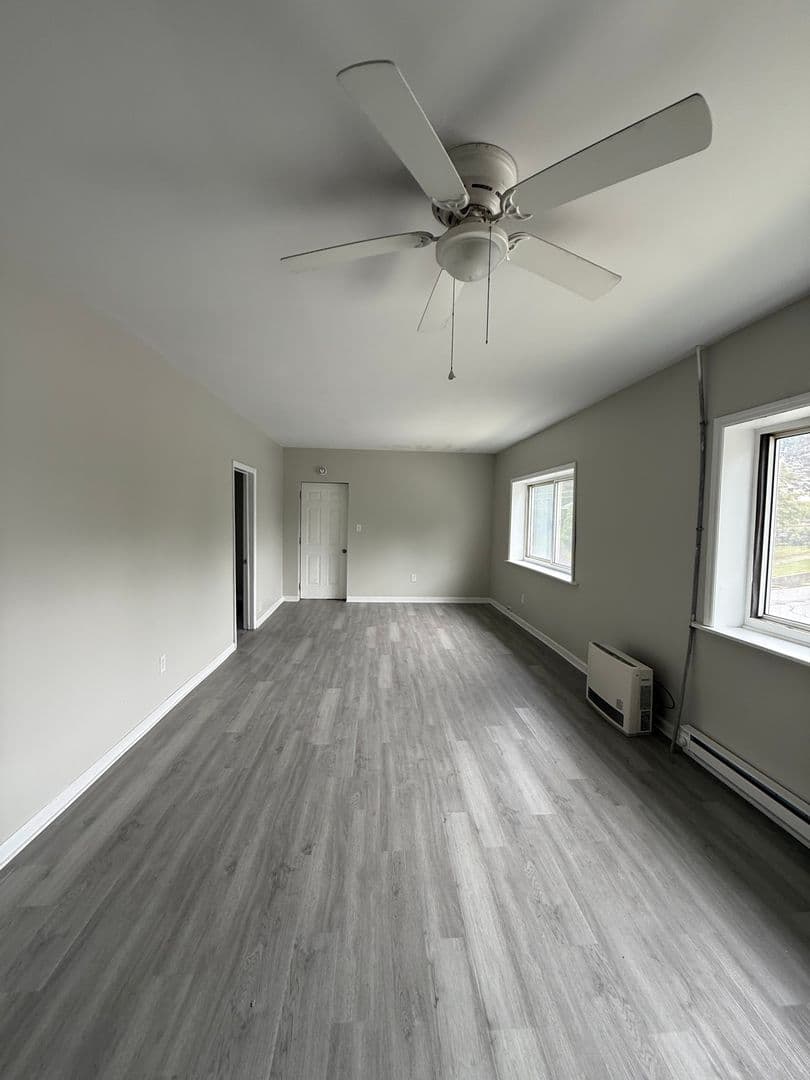 Scranton House: 1201 Stafford Ave
