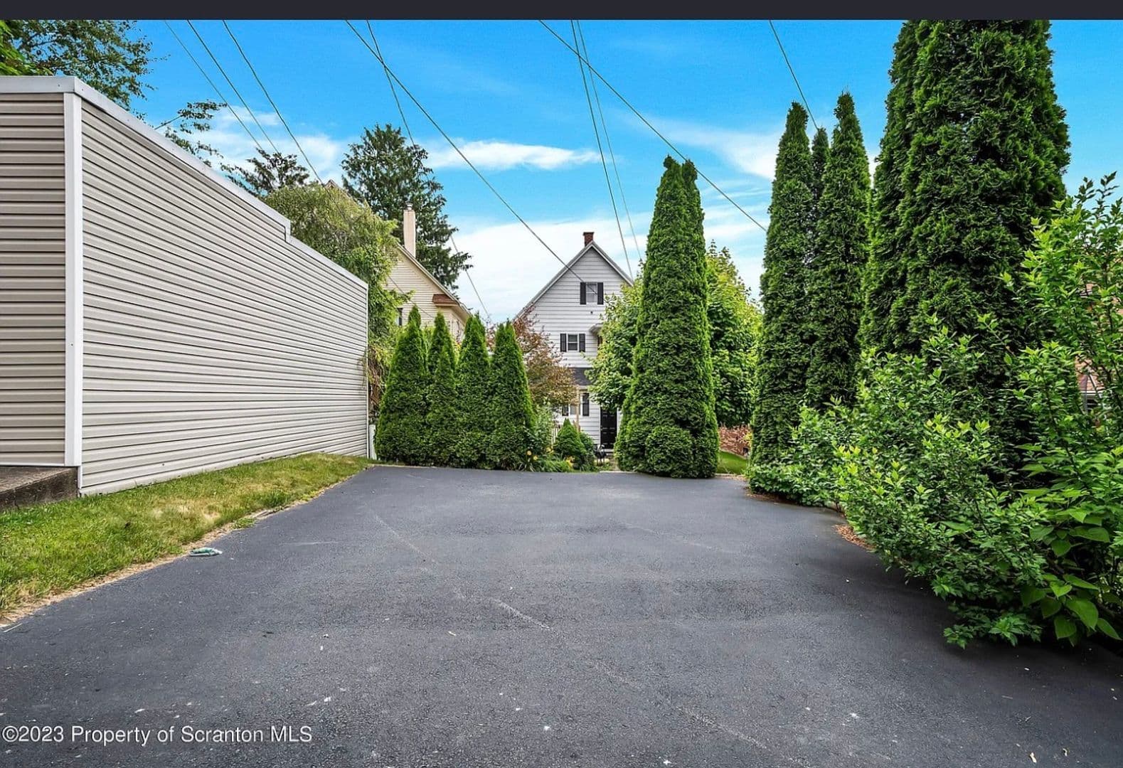Scranton House: 607 N Sumner Ave