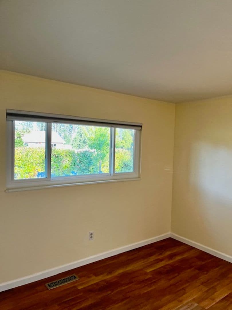 Paradise House: 6231 Forest Lane
