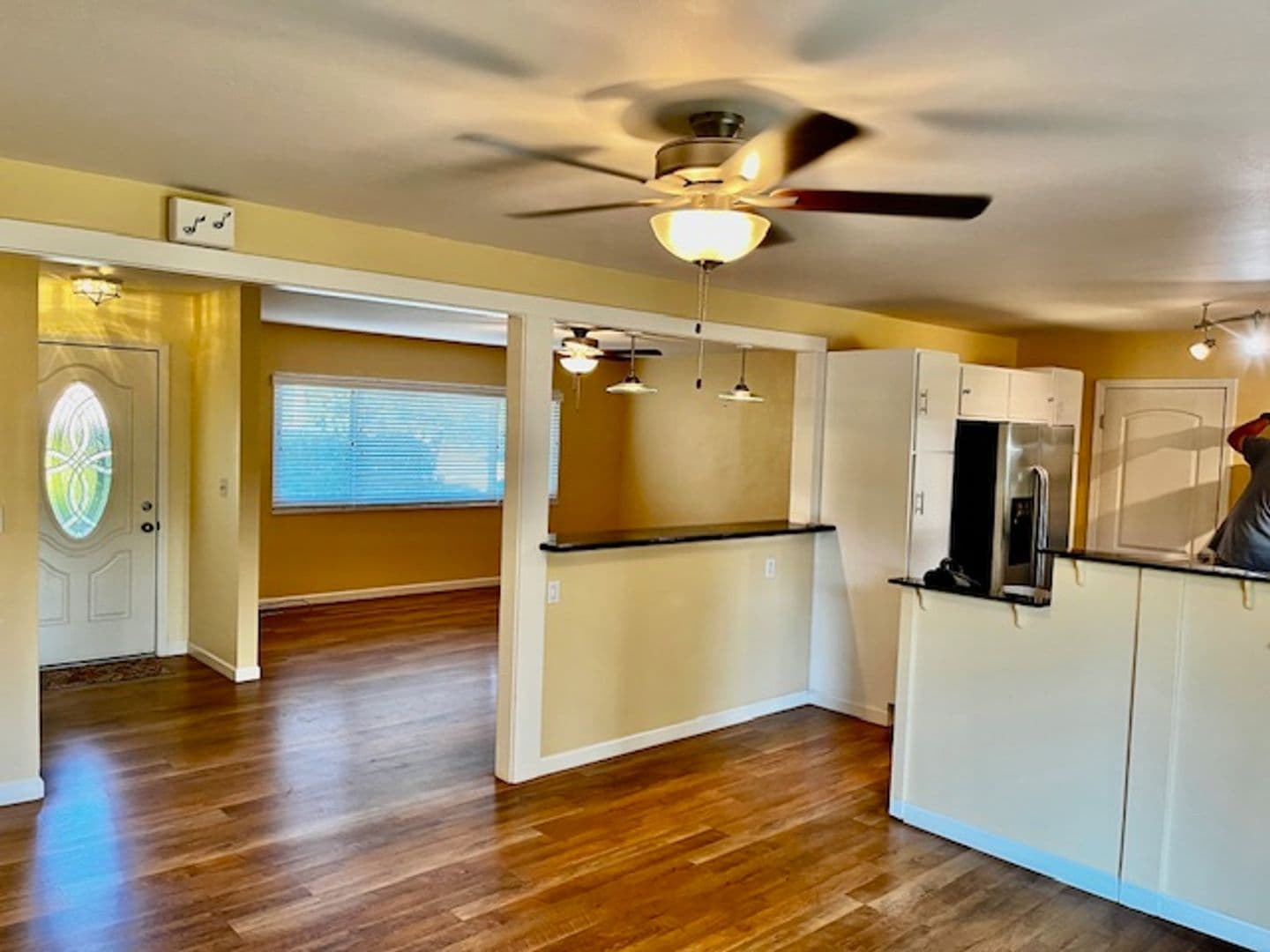 Paradise House: 6231 Forest Lane