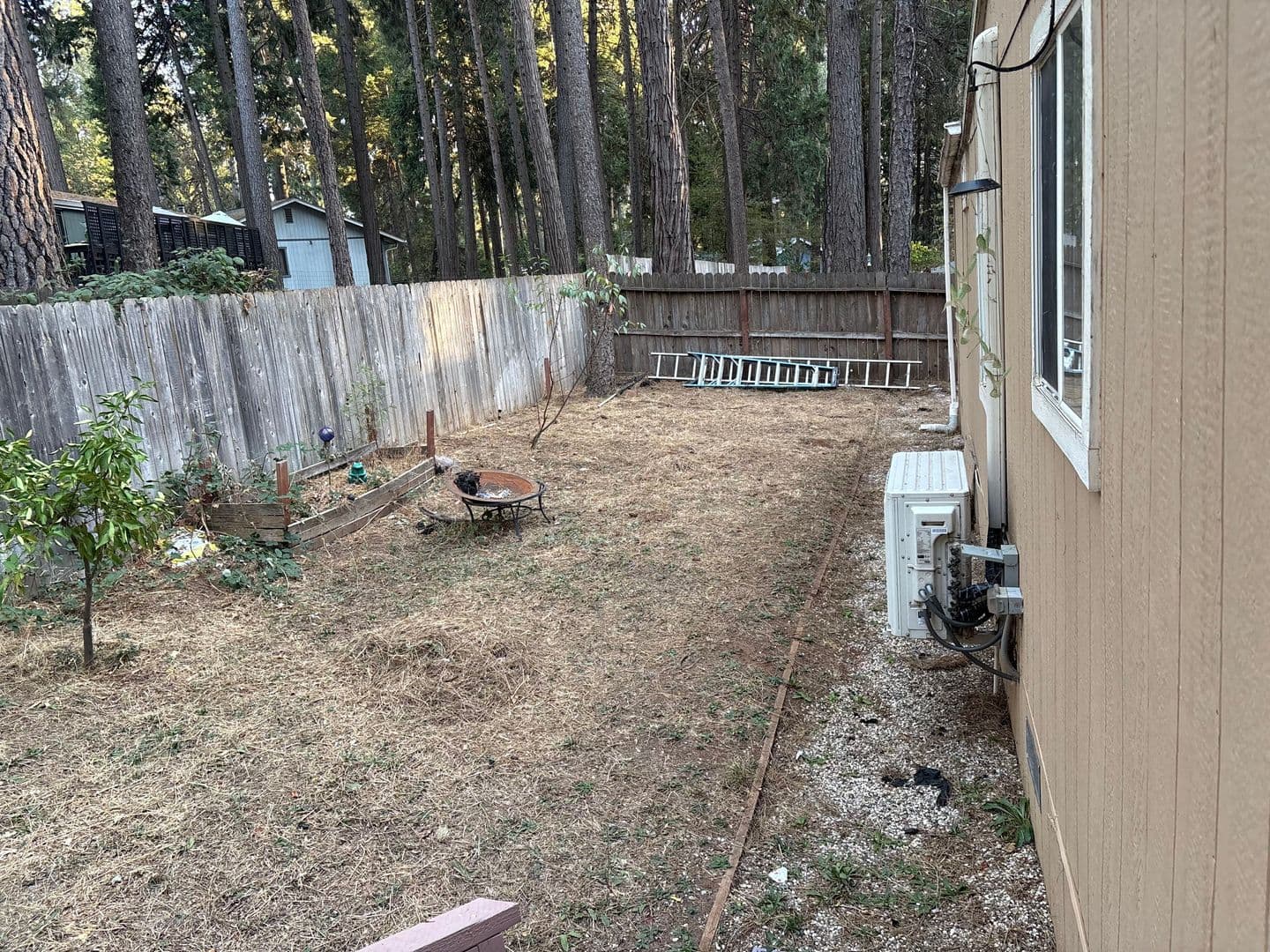 Magalia House: 14436 Carnegie Rd