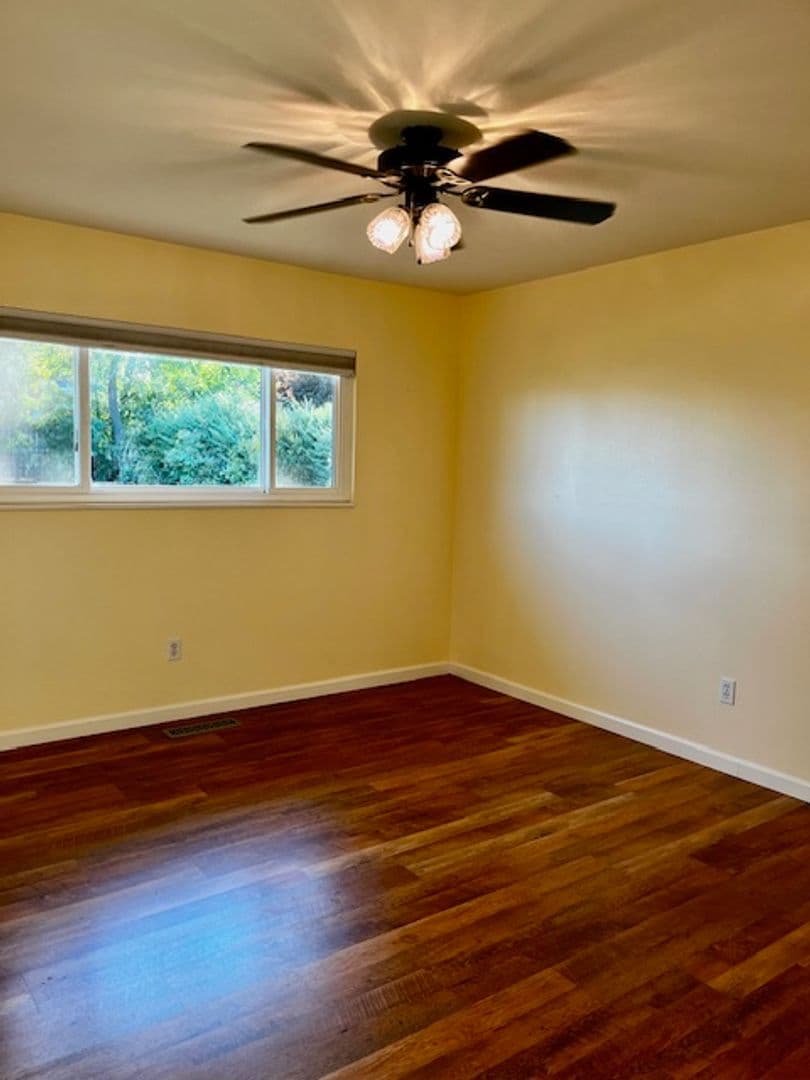 Paradise House: 6231 Forest Lane