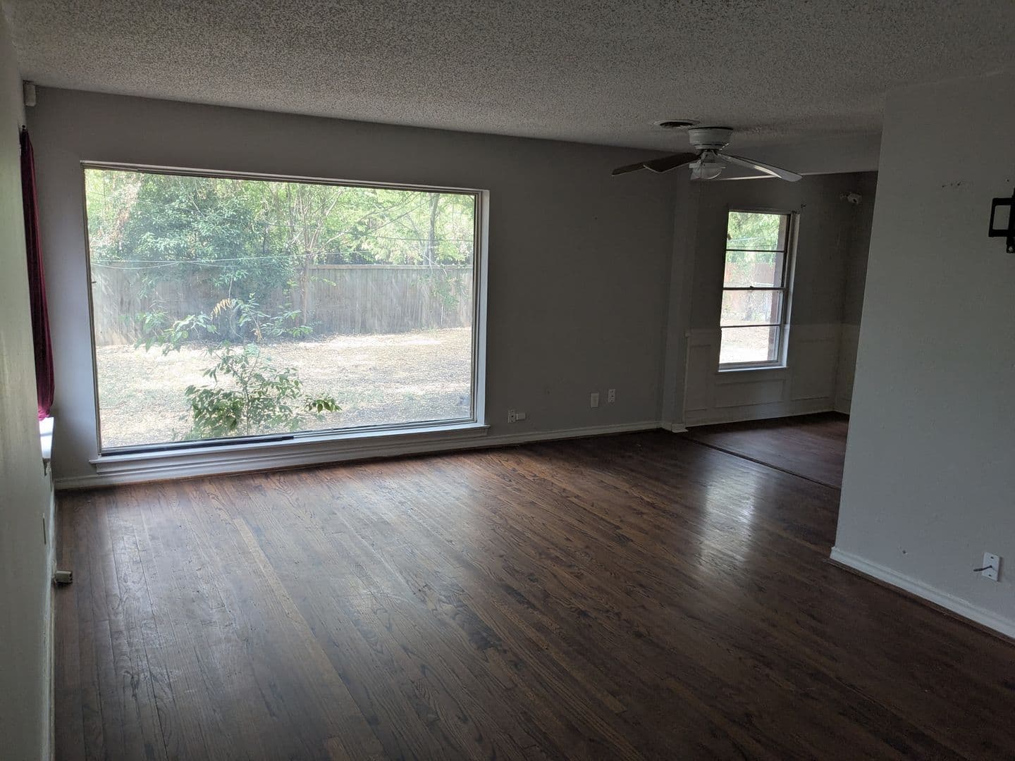 Dallas House: 10545 Channel