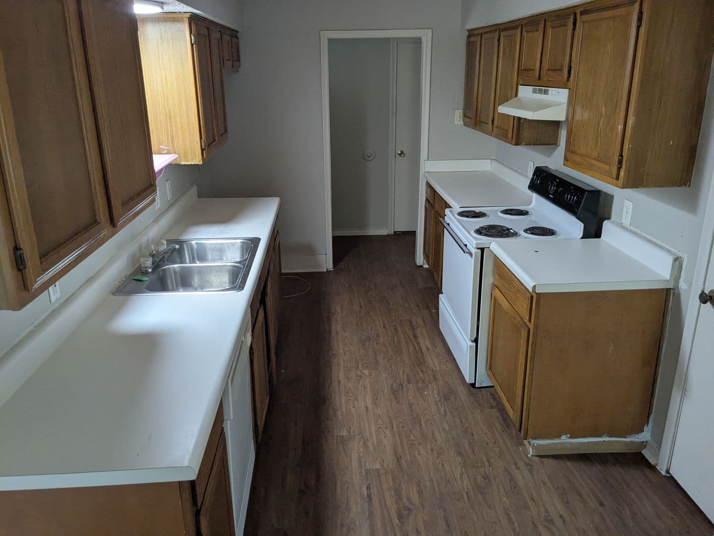 Dallas House: 10545 Channel
