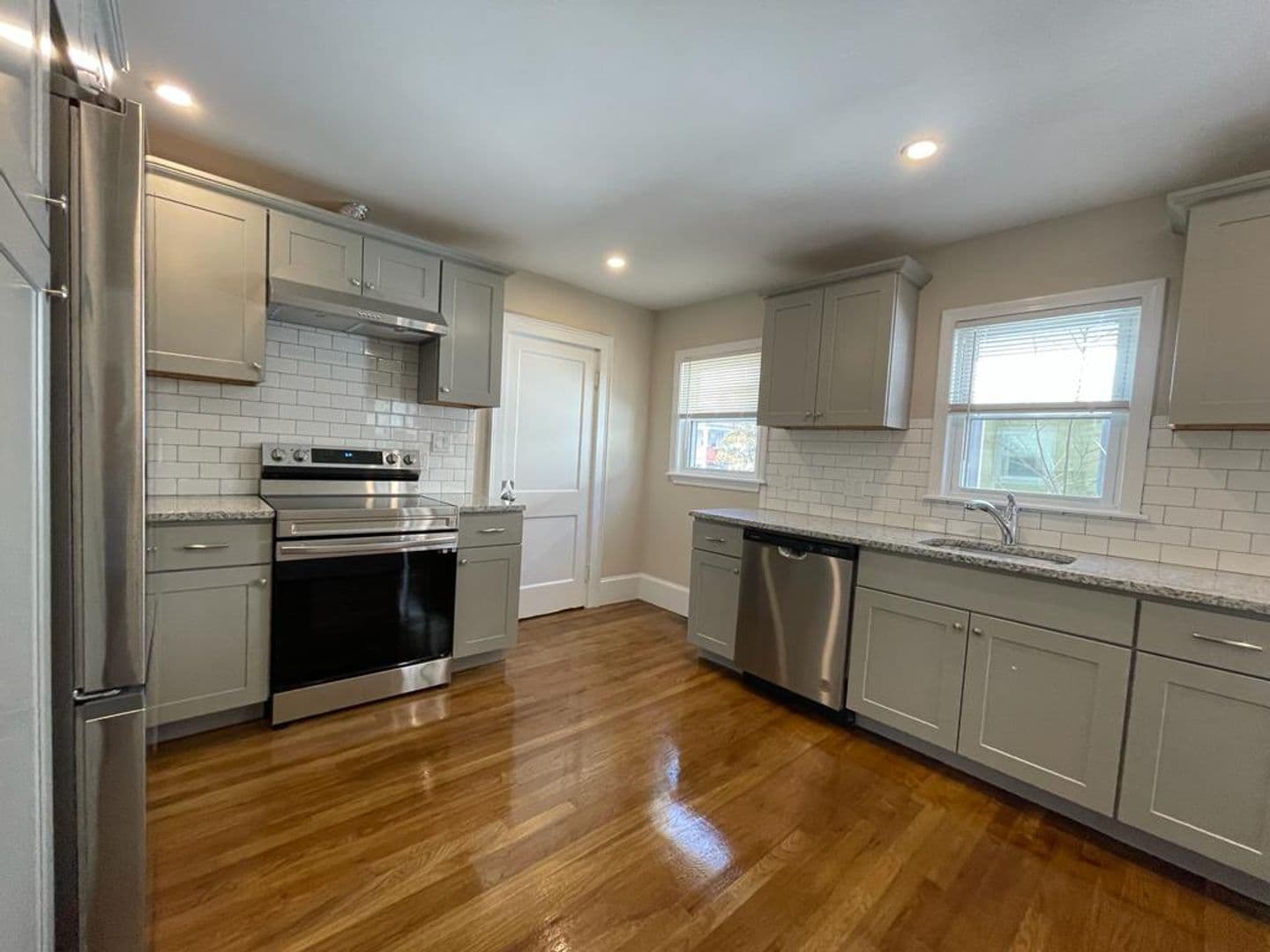 Arlington Apartment: 37-39 Lafayette St