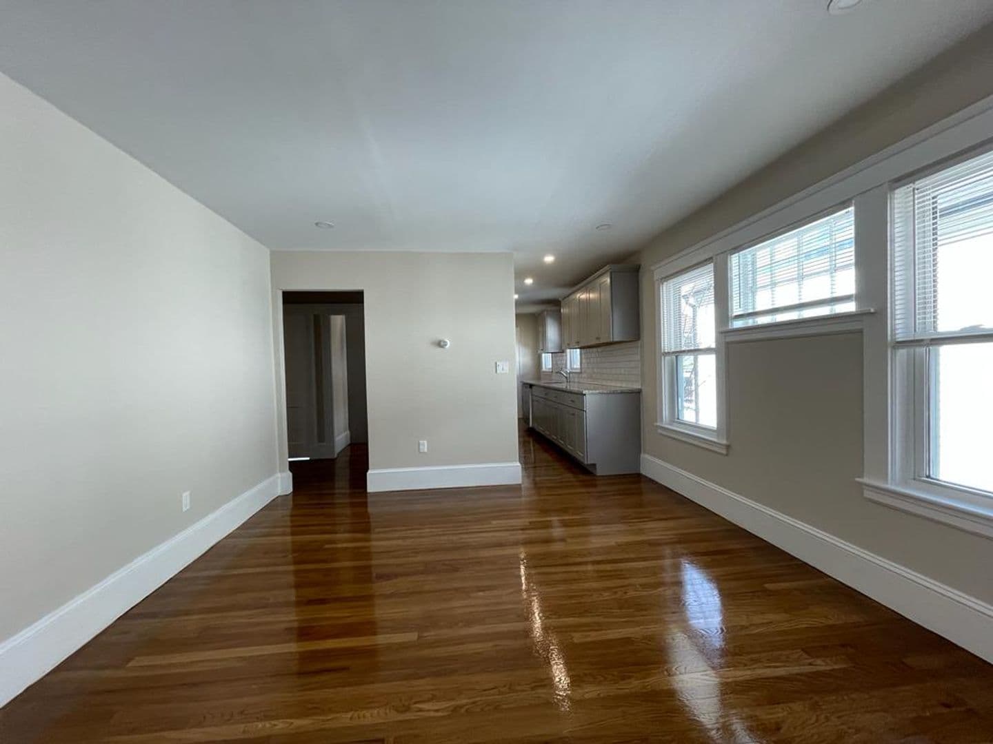 Arlington Apartment: 37-39 Lafayette St