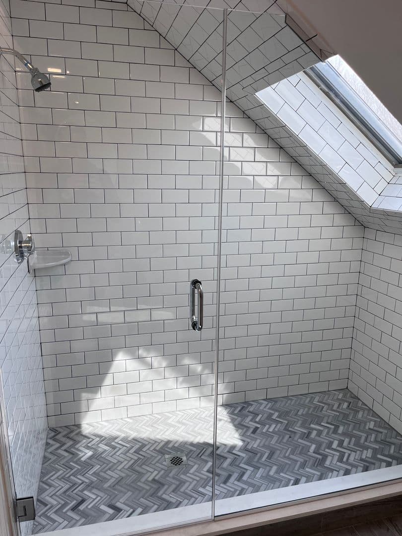 Arlington Apartment: 37-39 Lafayette St