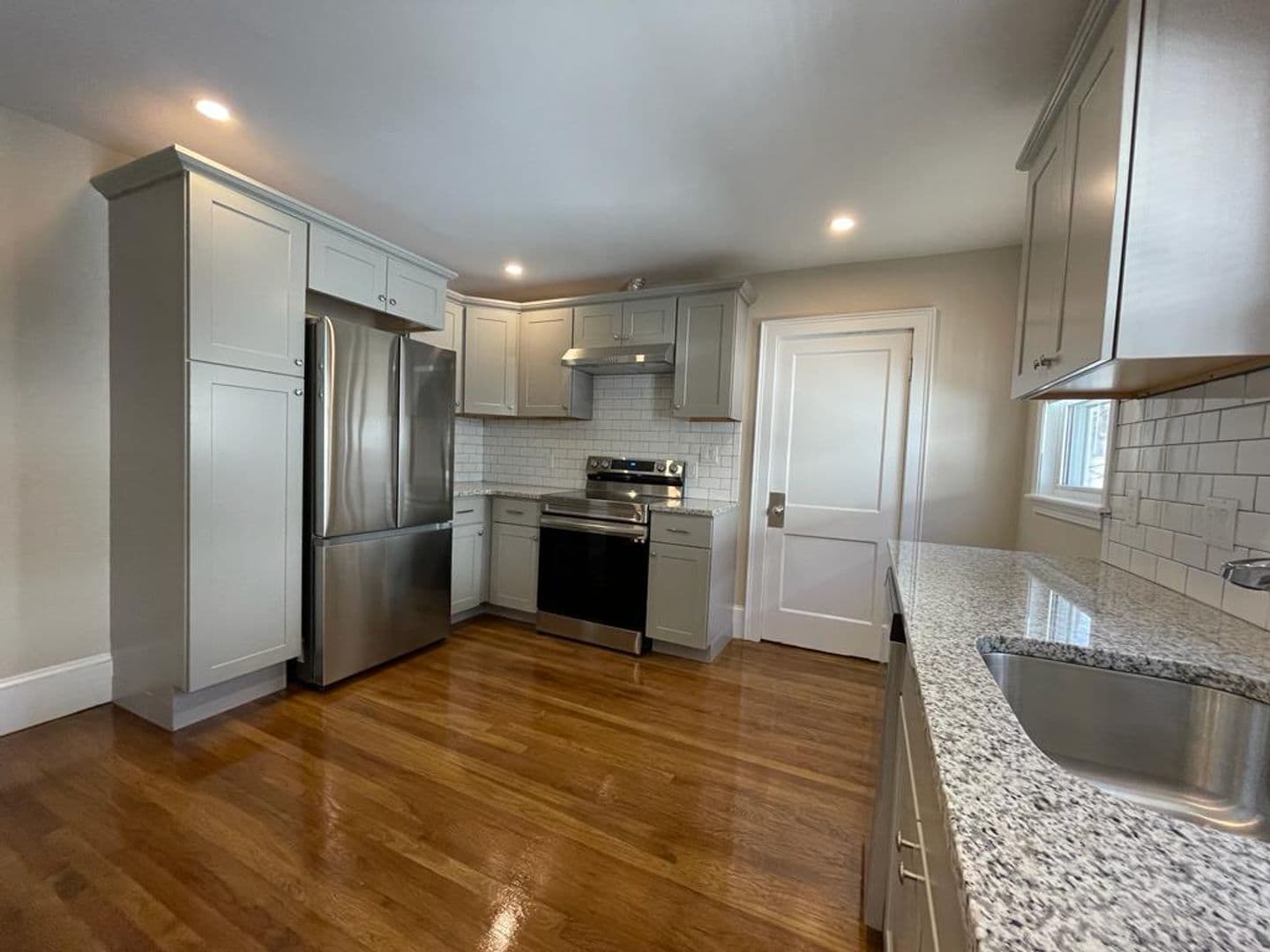 Arlington Apartment: 37-39 Lafayette St