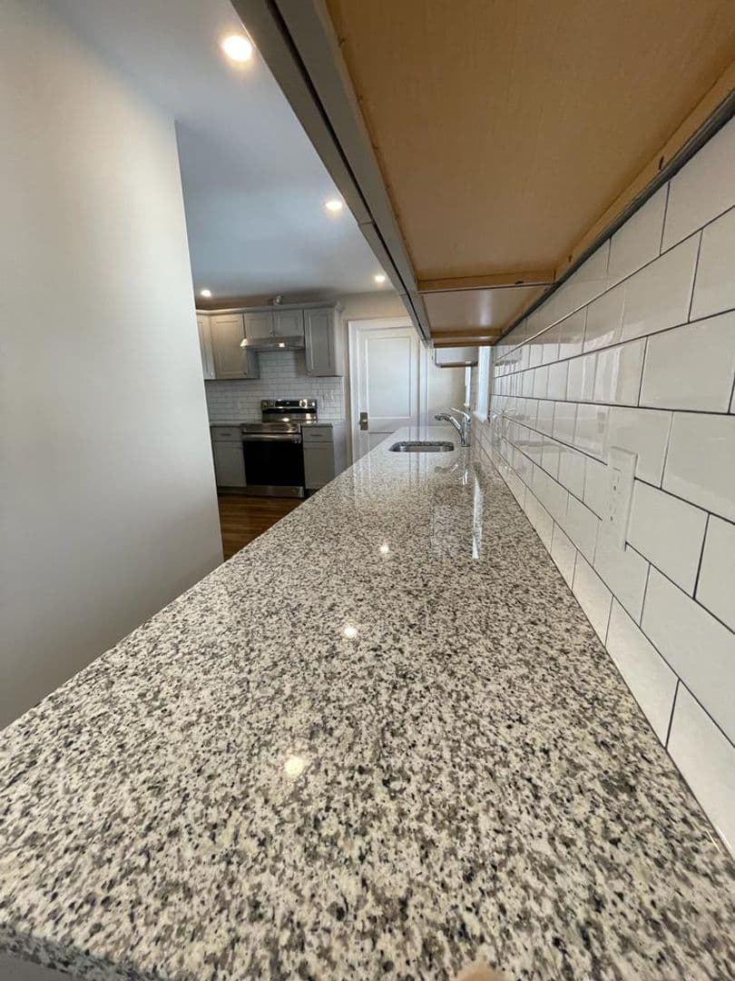 Arlington Apartment: 37-39 Lafayette St