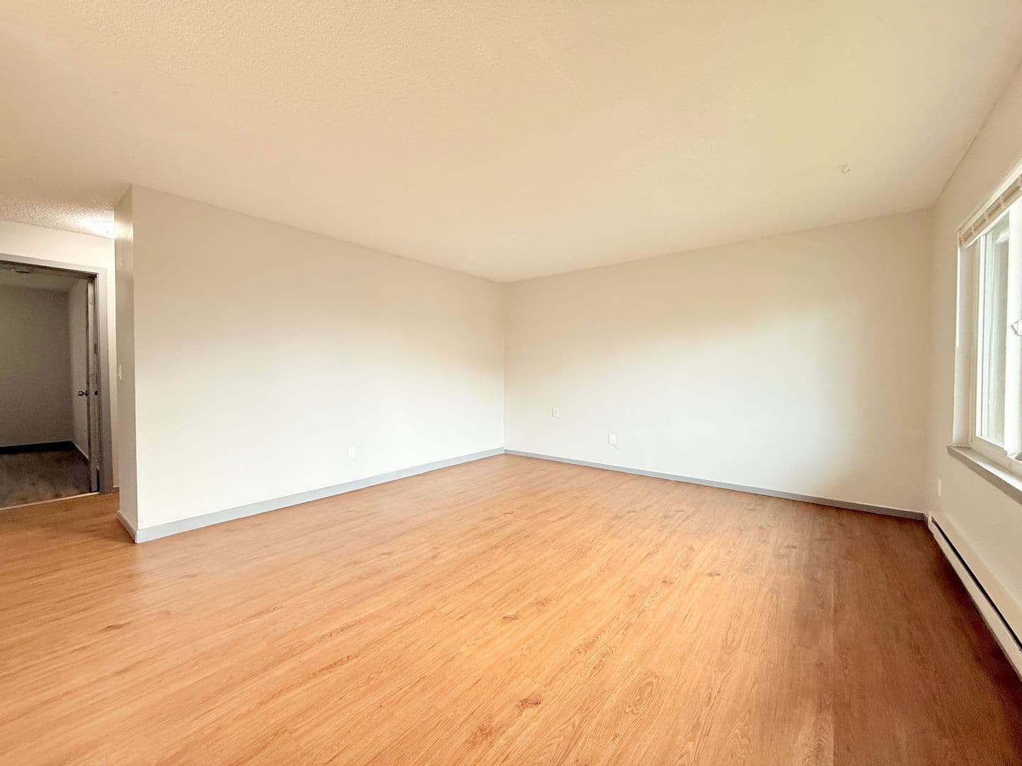 Kent Apartment: 308 Summit Ave. N.