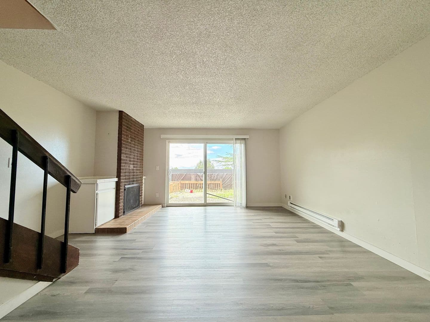 Kent Apartment: 308 Summit Ave. N.