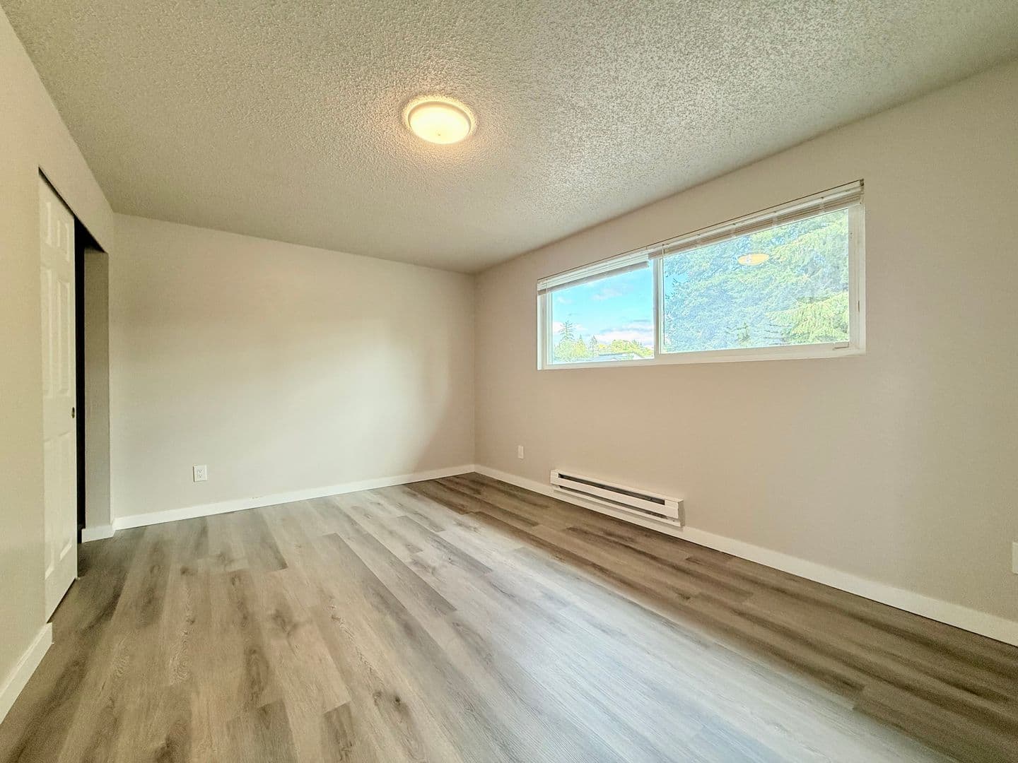 Kent Apartment: 308 Summit Ave. N.