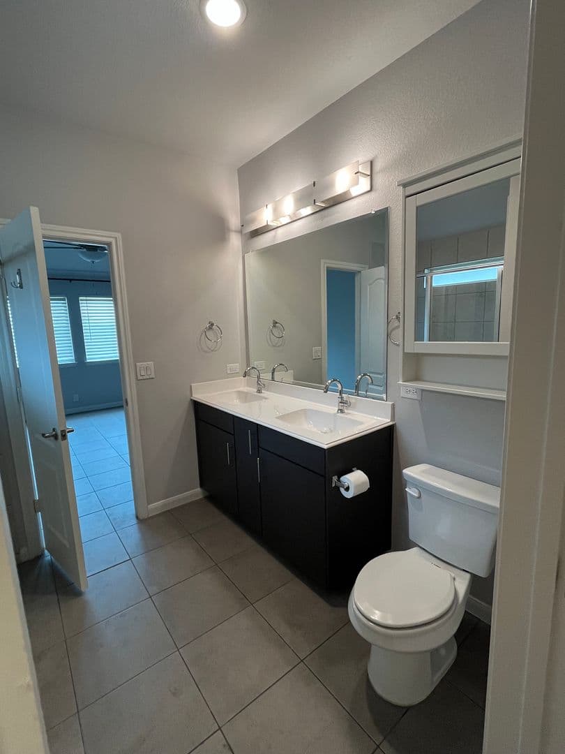 Alvarado House: 1141 Nighthawk Trl