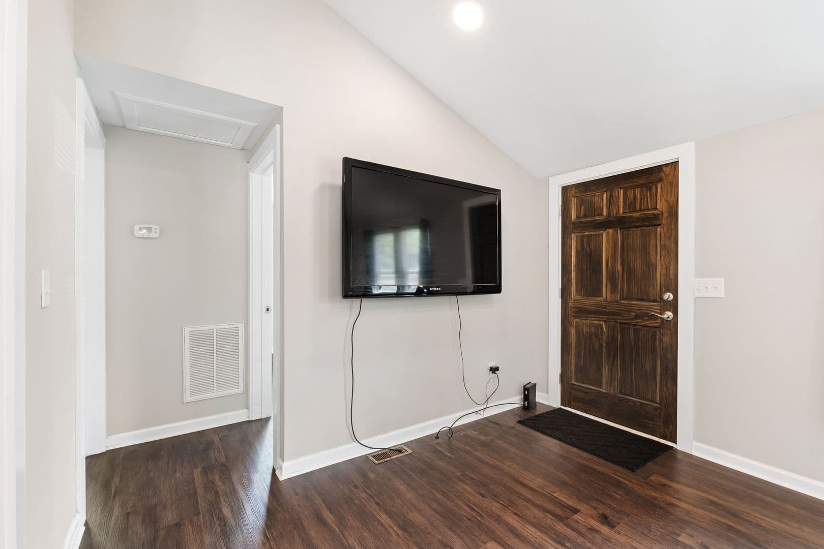 Holly Springs House: 221 Turner St