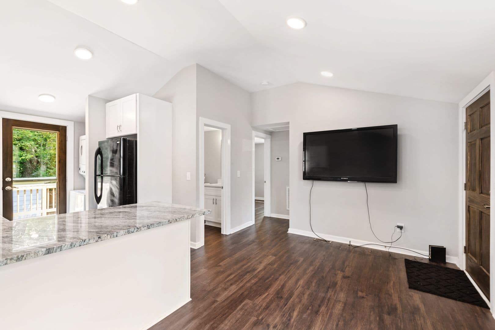 Holly Springs House: 221 Turner St