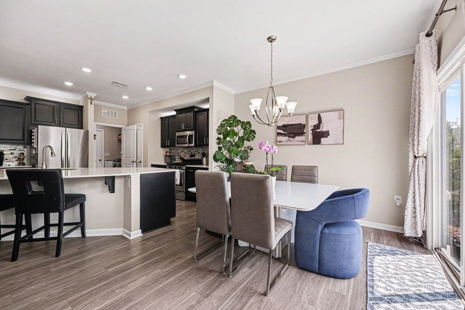 Morrisville House: 1006 Excite Ave