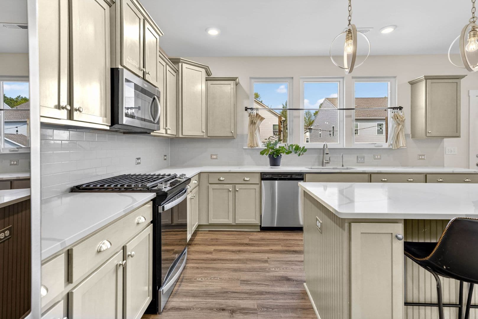 Fuquay-Varina House: 1400 Addison Lk St