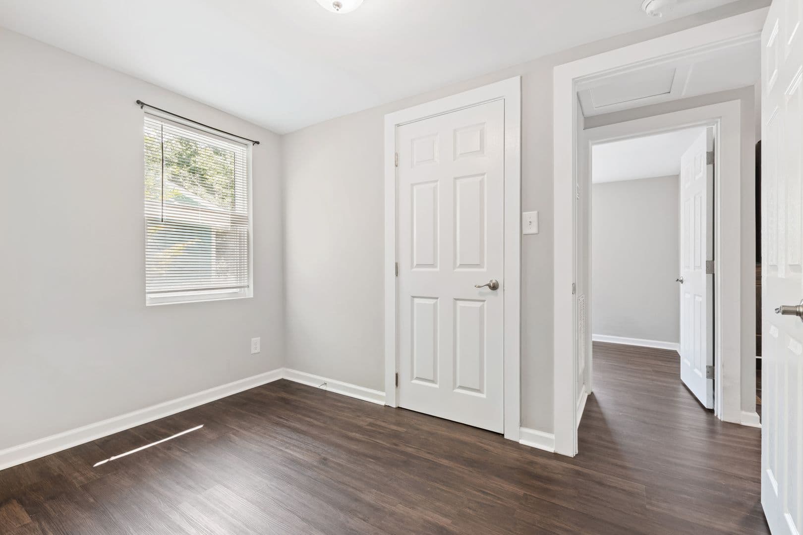 Holly Springs House: 221 Turner St