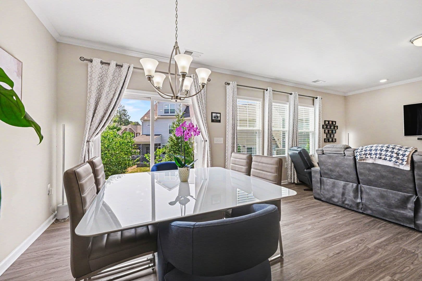 Morrisville House: 1006 Excite Ave