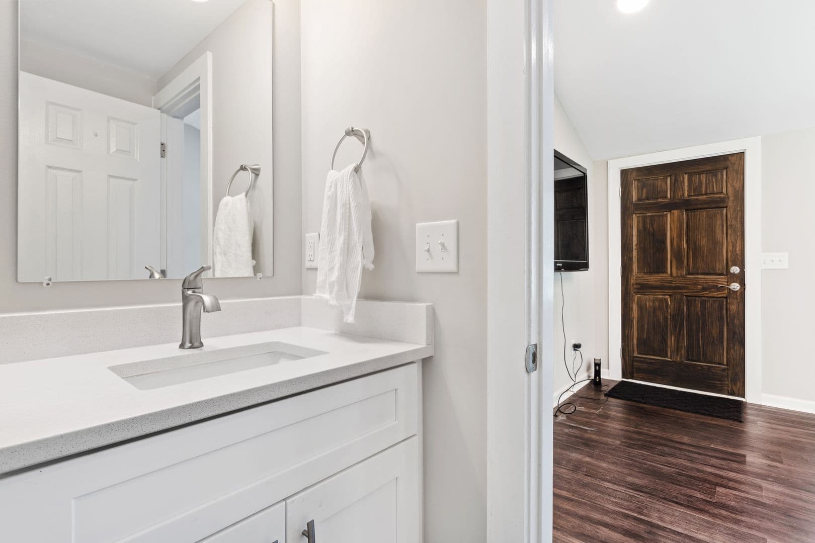 Holly Springs House: 221 Turner St