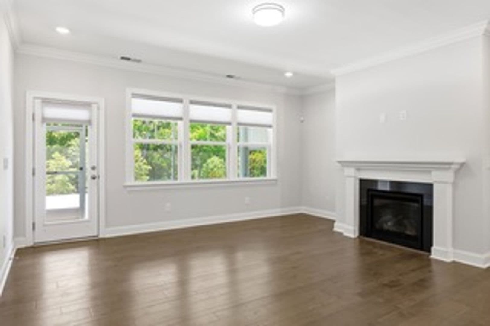 Durham House: 2216 Jollay St