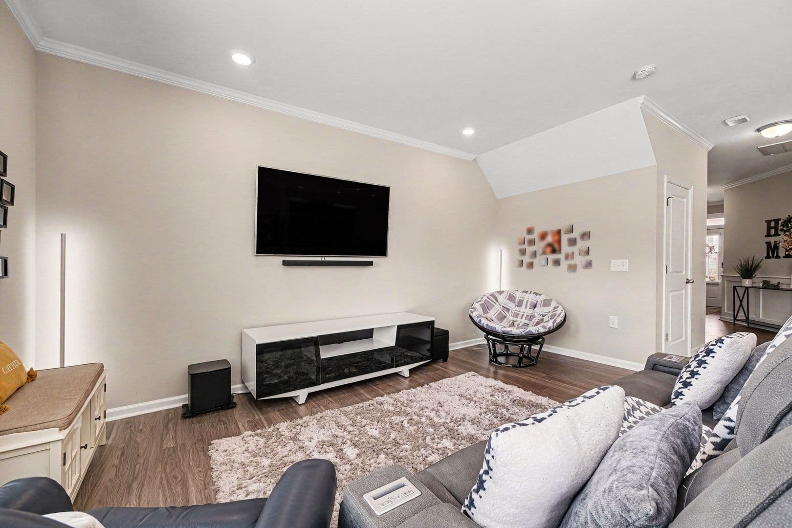 Morrisville House: 1006 Excite Ave