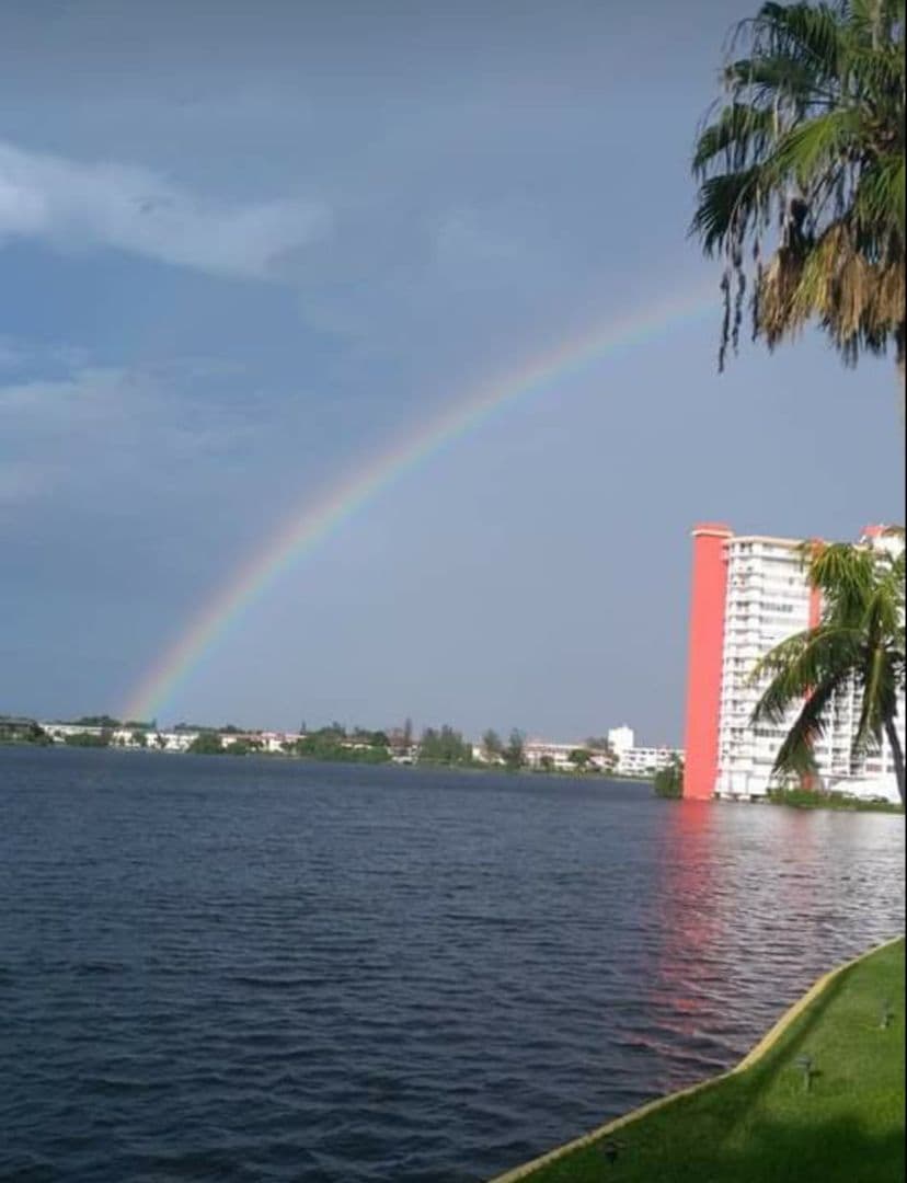 Miami House: 1175 Ne Miami Gardens Dr
