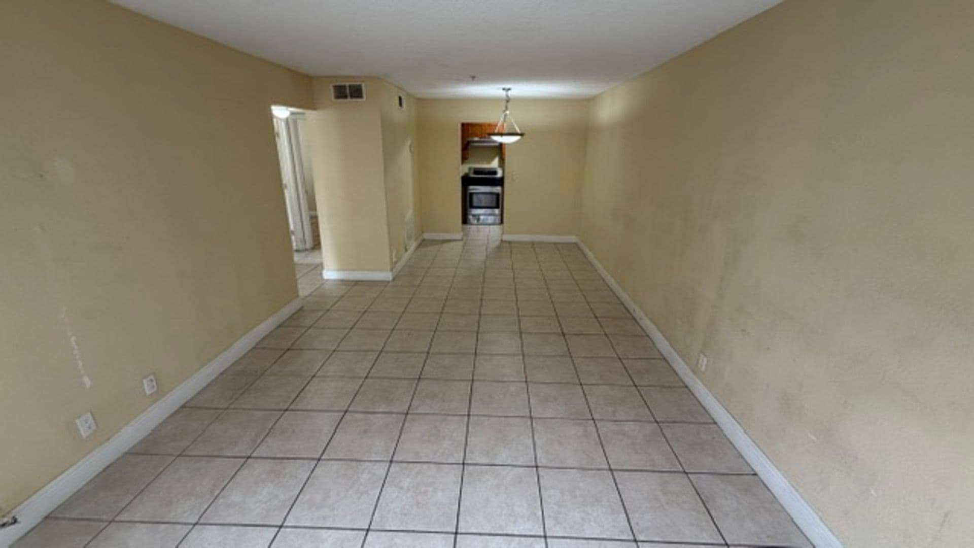Plantation House: 4251 NW 5th Street #112