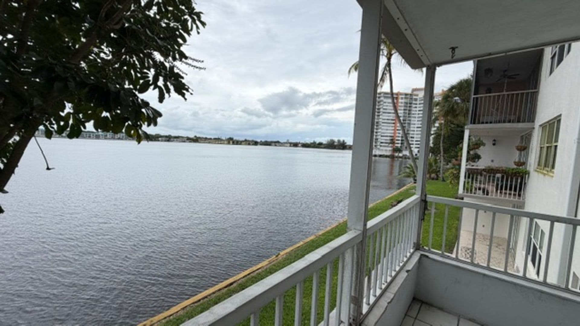 Miami House: 1175 Ne Miami Gardens Dr